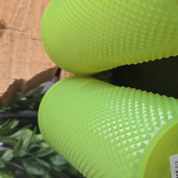 Starbucks Tumblers-Glow In The Dark Studded-Set Of 2 - Picture 8 of 9